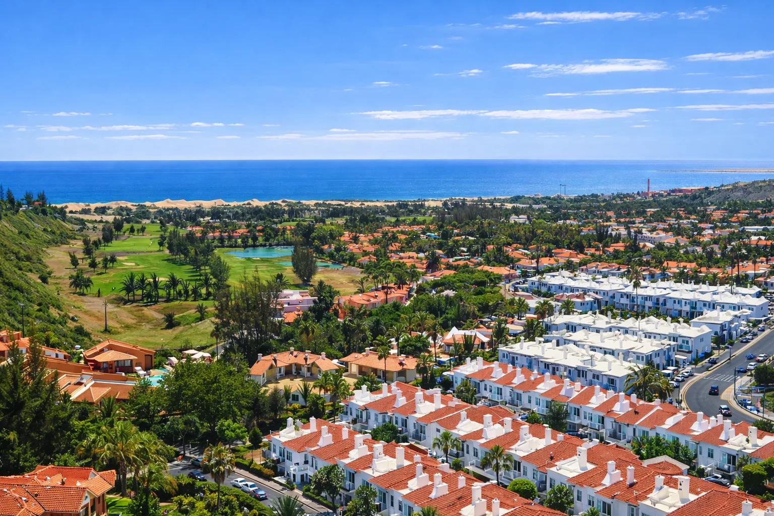 Maspalomas, Gran Canaria — Ikoniska sanddyner, golf, öppna ytor och en prestigefylld adress på södra Gran Canaria.